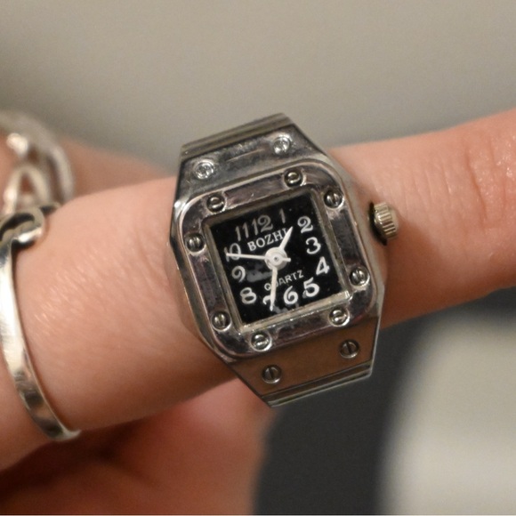 Watch ring - adjustable size - Picture 1 of 3